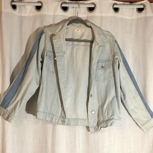 Pacsun denim jacket with blue detail on sleeves